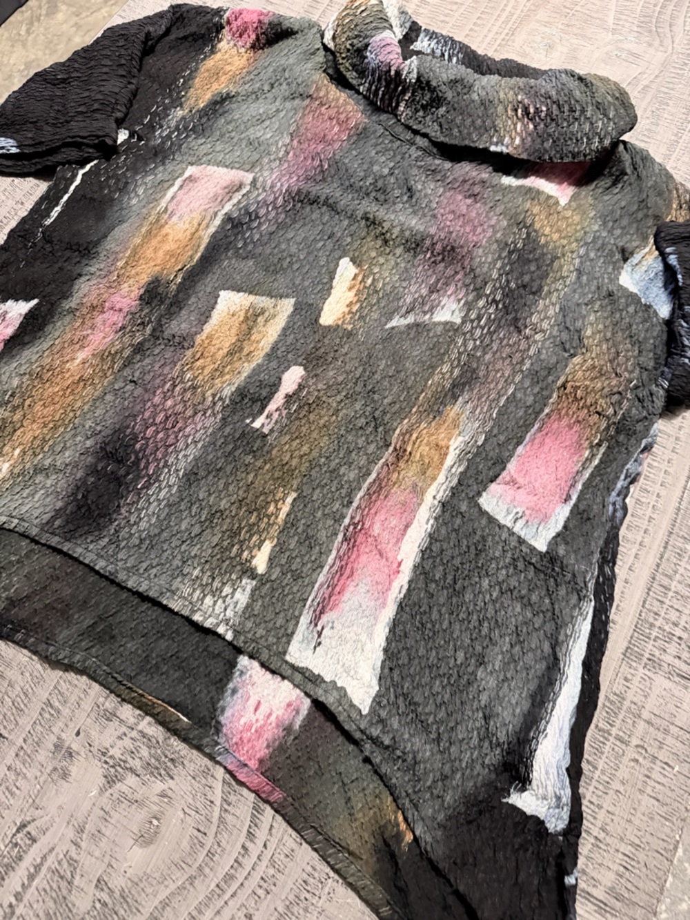 Women’s Gray Abstract Brushstroke Cowl Neck Top - Picture 2 of 8